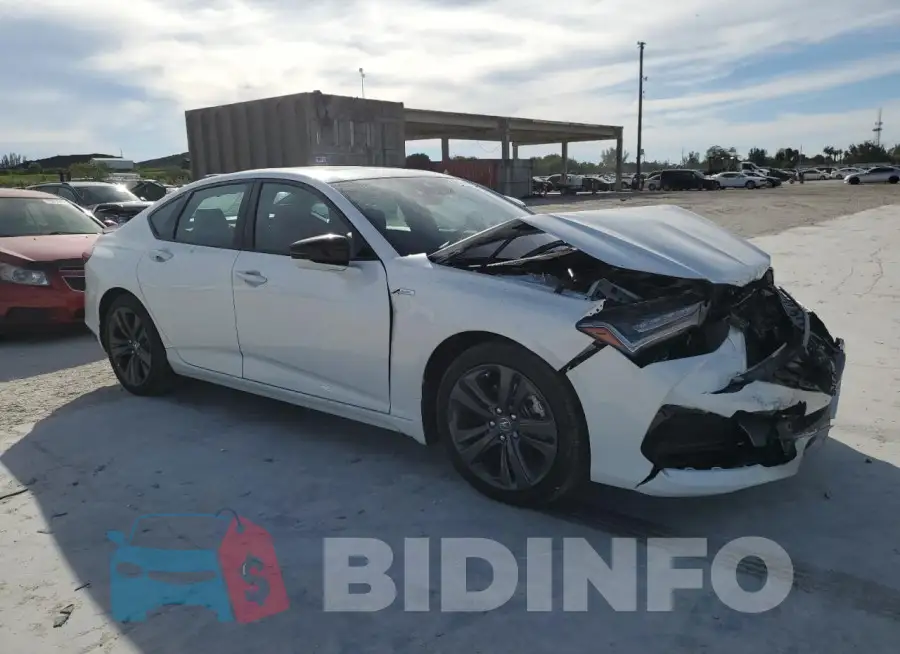 19UUB5F53PA005968 Photo# 4