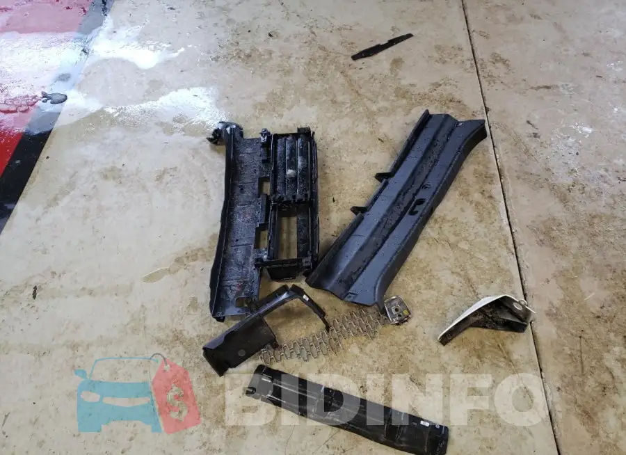 1N4BL4CW5KN324371 Photo# 12