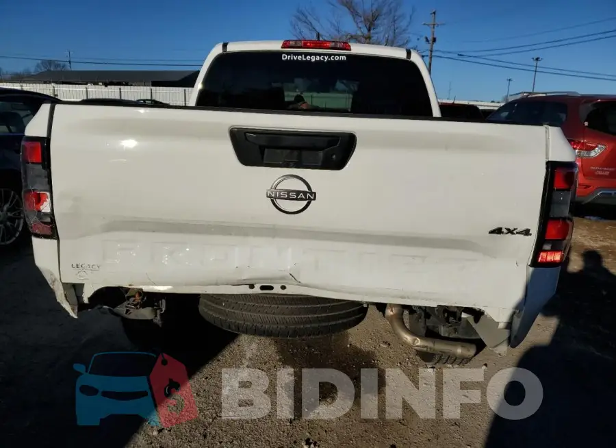 1N6ED1EK8NN610097 Photo# 6