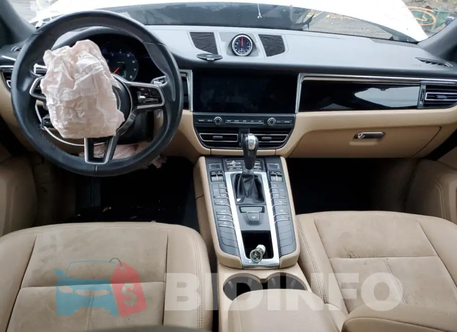 WP1AA2A56LLB02685 Photo# 8