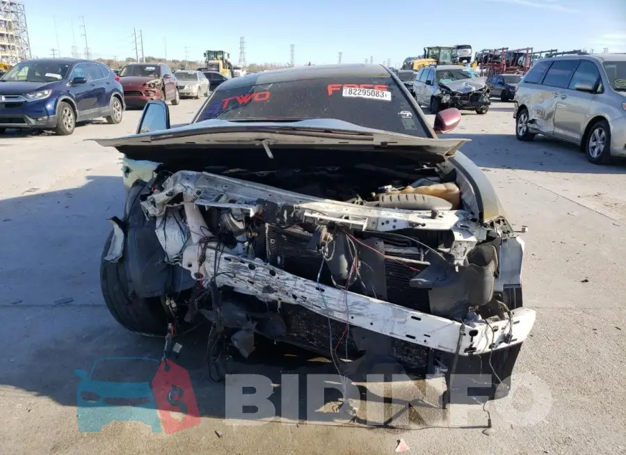 2C3CDXGJ4KH506913 Photo# 5
