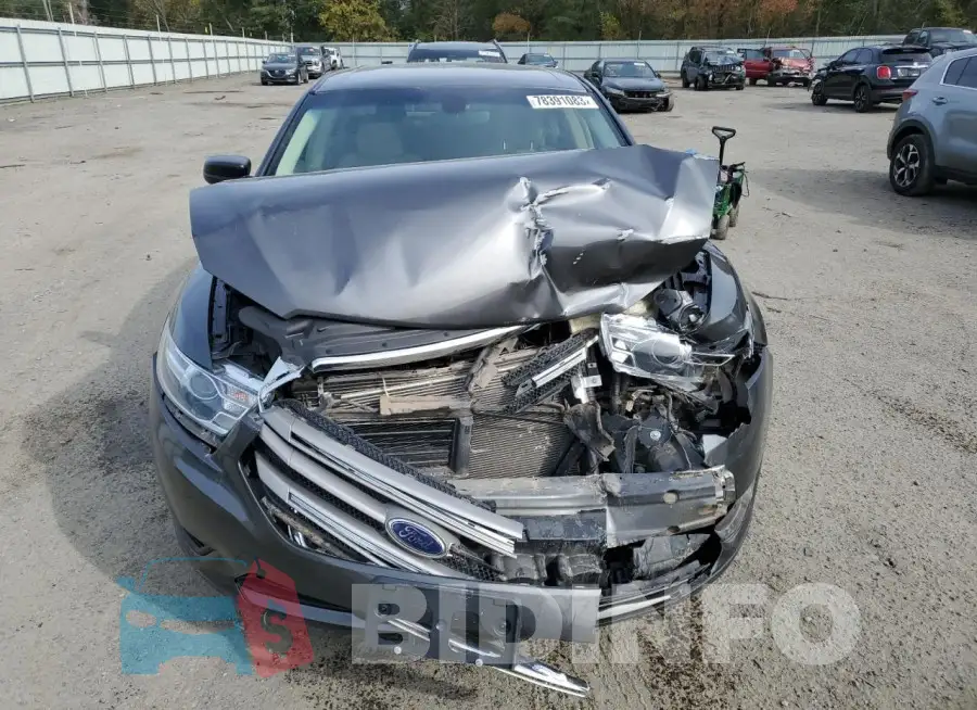 1FAHP2D89JG126897 Photo# 5