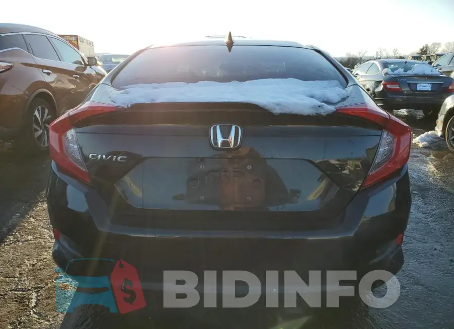 19XFC1F70GE219201 Photo# 6