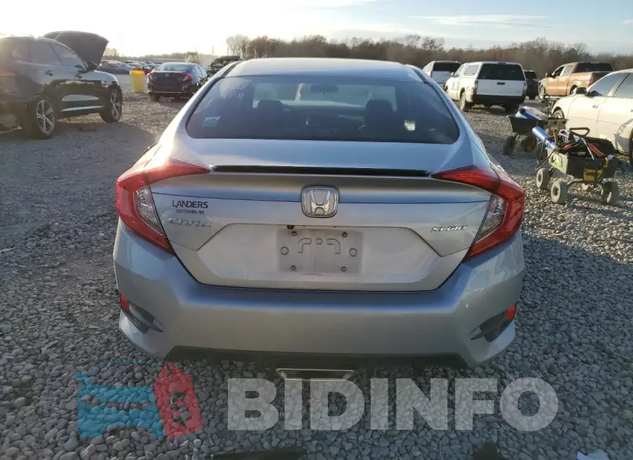 19XFC2F82KE006113 Photo# 6