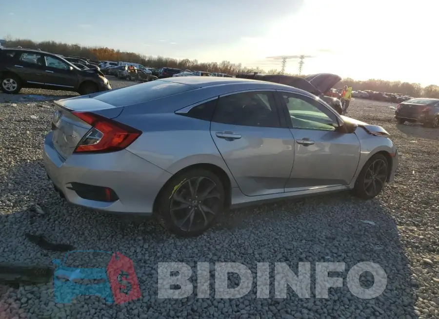 19XFC2F82KE006113 Photo# 3
