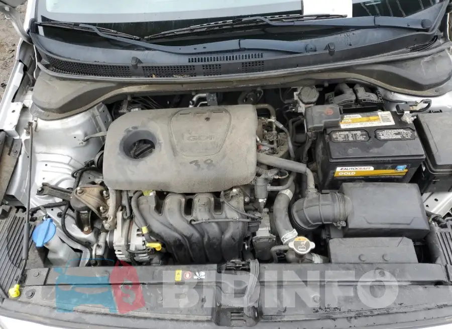3KPC24A34JE025631 Photo# 11