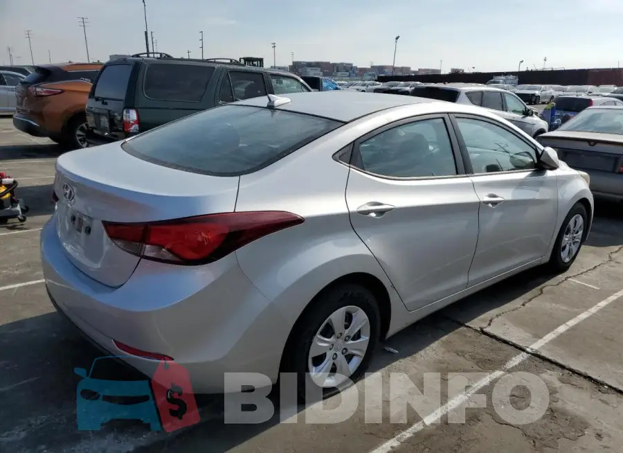 5NPDH4AE0GH703381 Photo# 3
