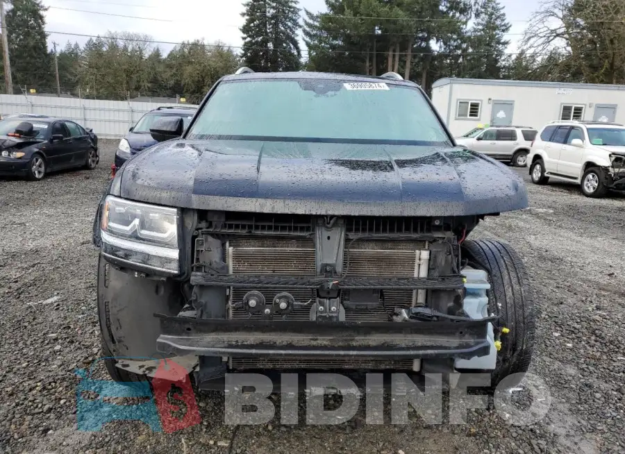 1V2NR2CA1KC612297 Photo# 5