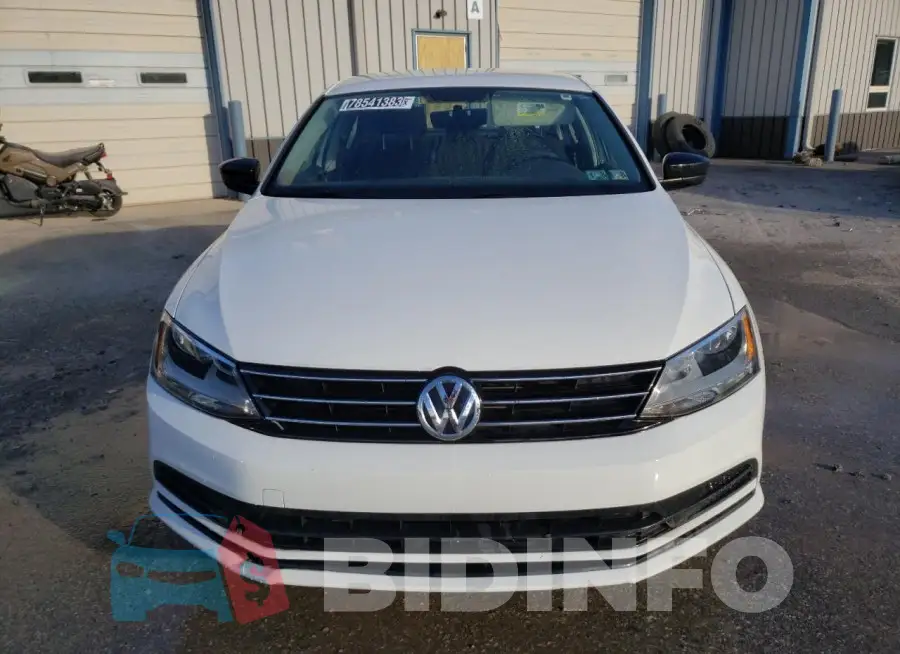 3VWD67AJ5GM393577 Photo# 5