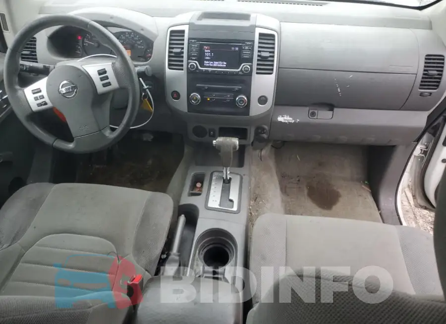 1N6BD0CT8JN702572 Photo# 8