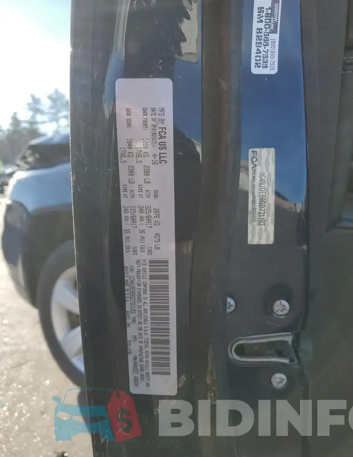 1C4NJDEB9GD731193 Photo# 13