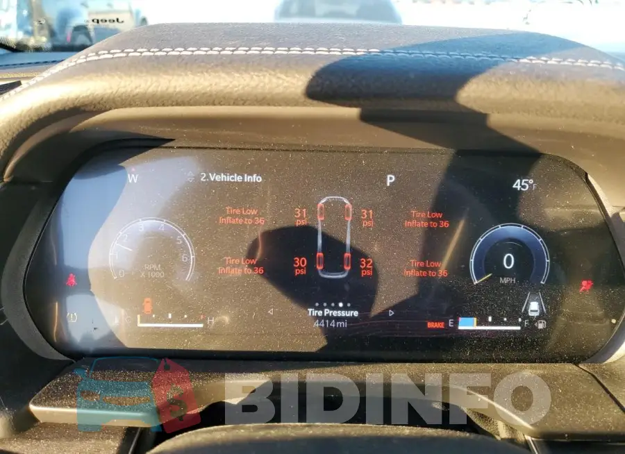 1C4RJGBG0N8533725 Photo# 9