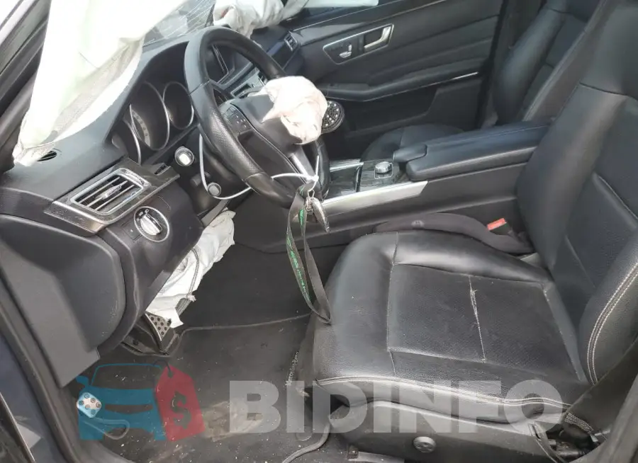 WDDHF8JB8FB130871 Photo# 7