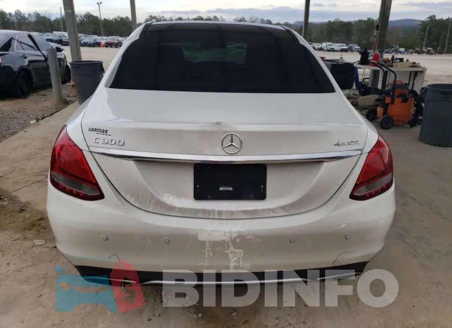 WDDWF4KB2GR142411 Photo# 6