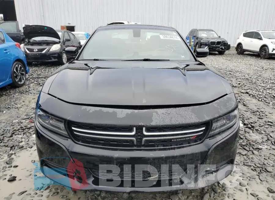 2C3CDXBG6FH813288 Photo# 5