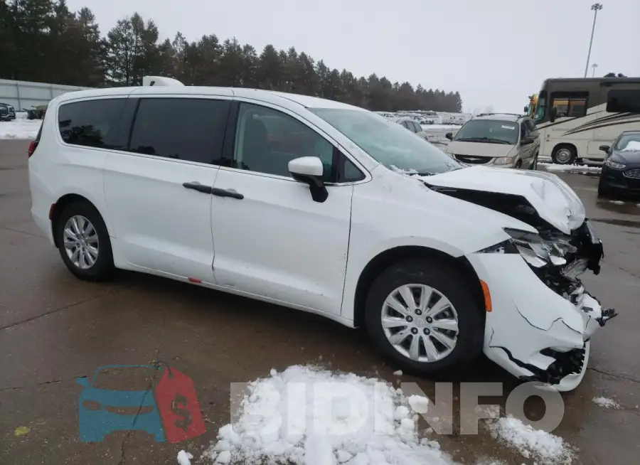 2C4RC1AG1MR510319 Photo# 4
