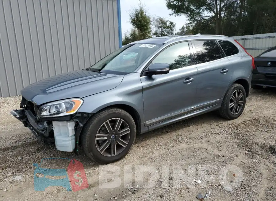 YV4902RK2G2821460 Photo# 1