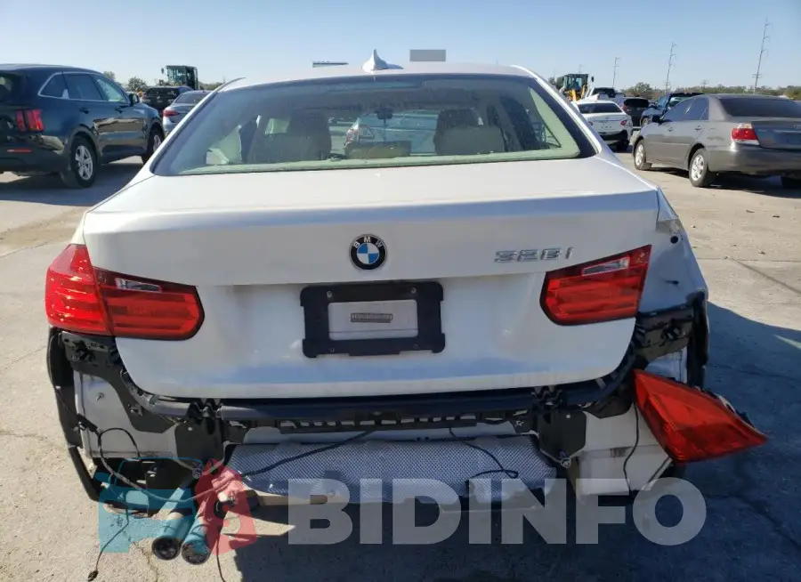 WBA3A5G52FNS86046 Photo# 6
