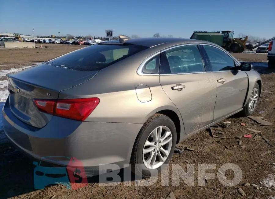 1G1ZD5ST6JF213946 Photo# 3