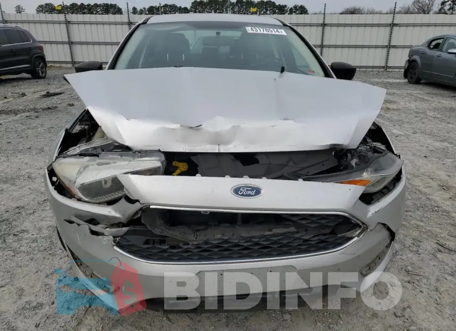 1FADP3E20GL390072 Photo# 5