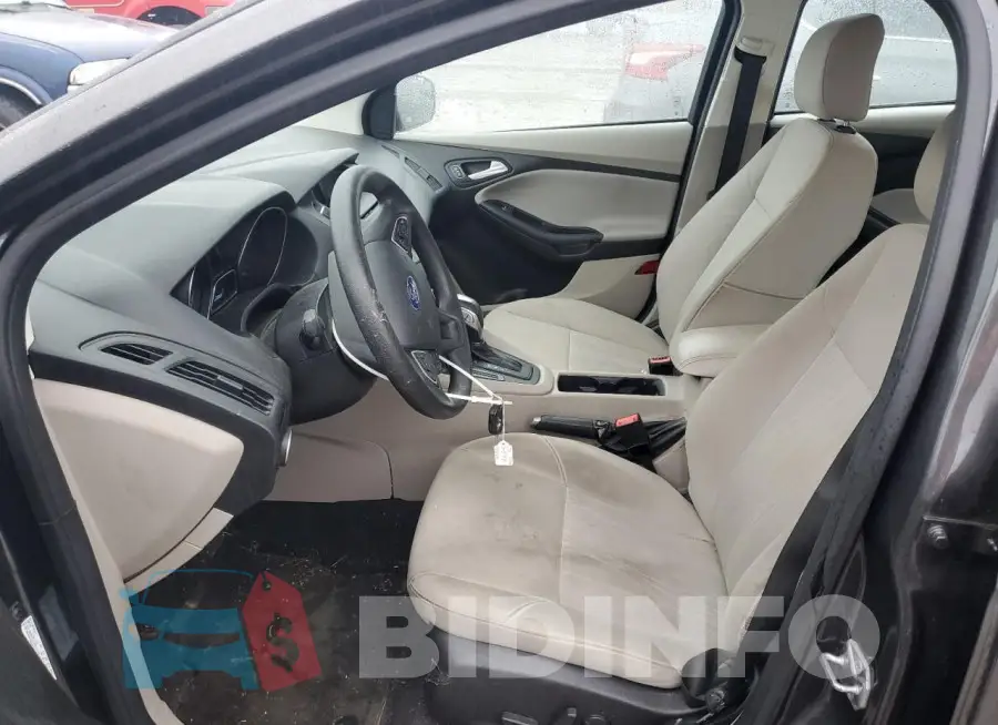 1FADP3F20GL287829 Photo# 7