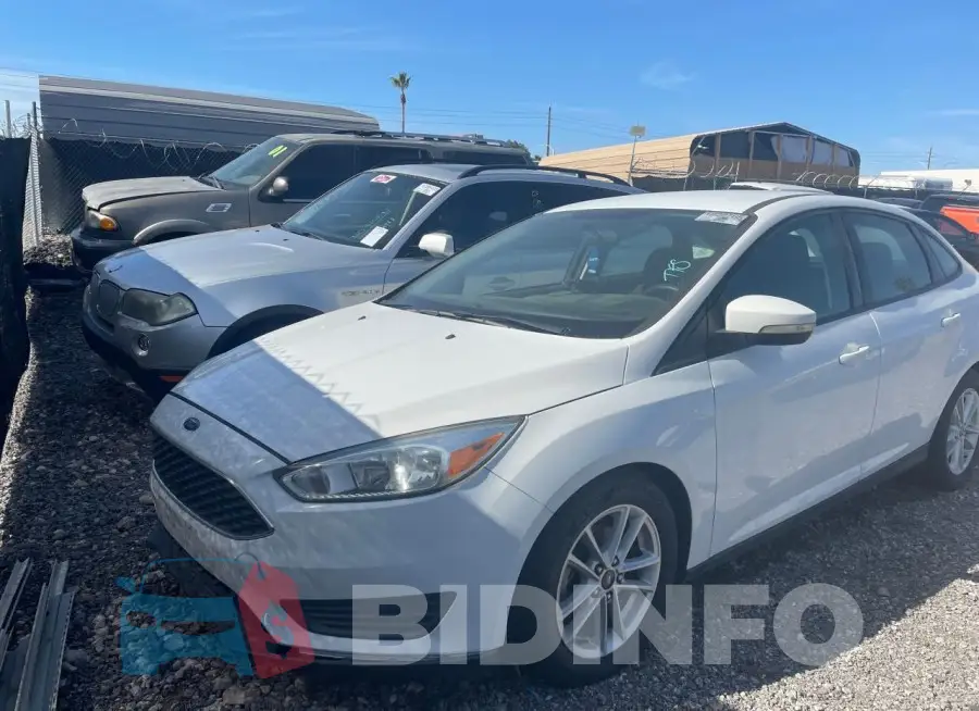 1FADP3F20HL216552 Photo# 2