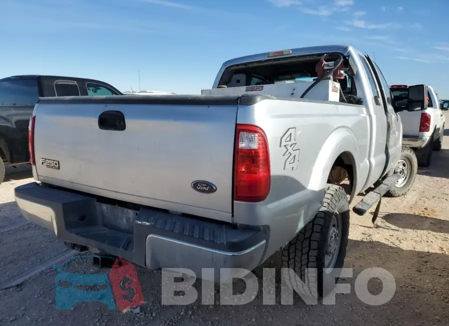 1FT7X2B68GEB97858 Photo# 3
