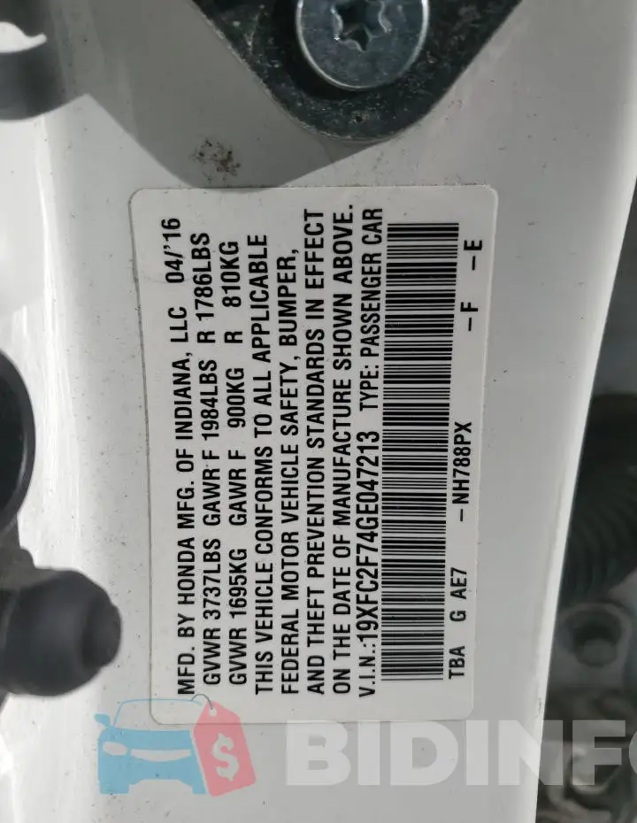 19XFC2F74GE047213 Photo# 12
