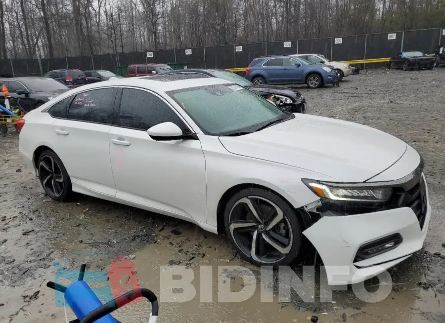 1HGCV2F36JA038812 Photo# 4