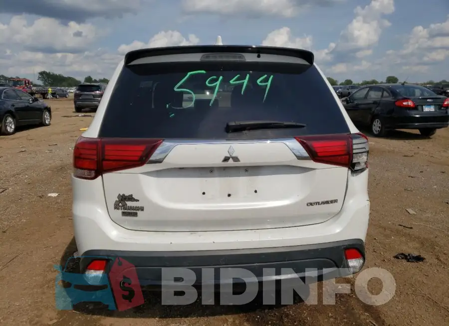 JA4AD3A32JZ054376 Photo# 6