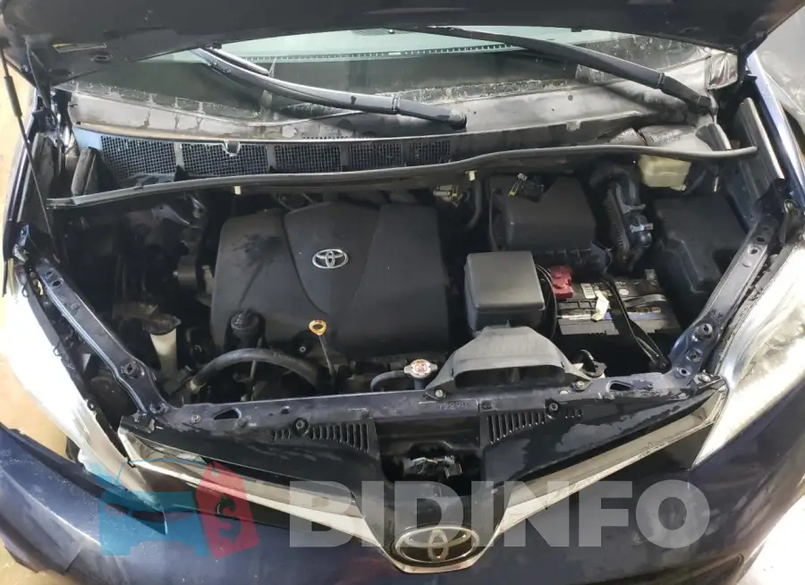 5TDKZ3DC4JS911712 Photo# 12