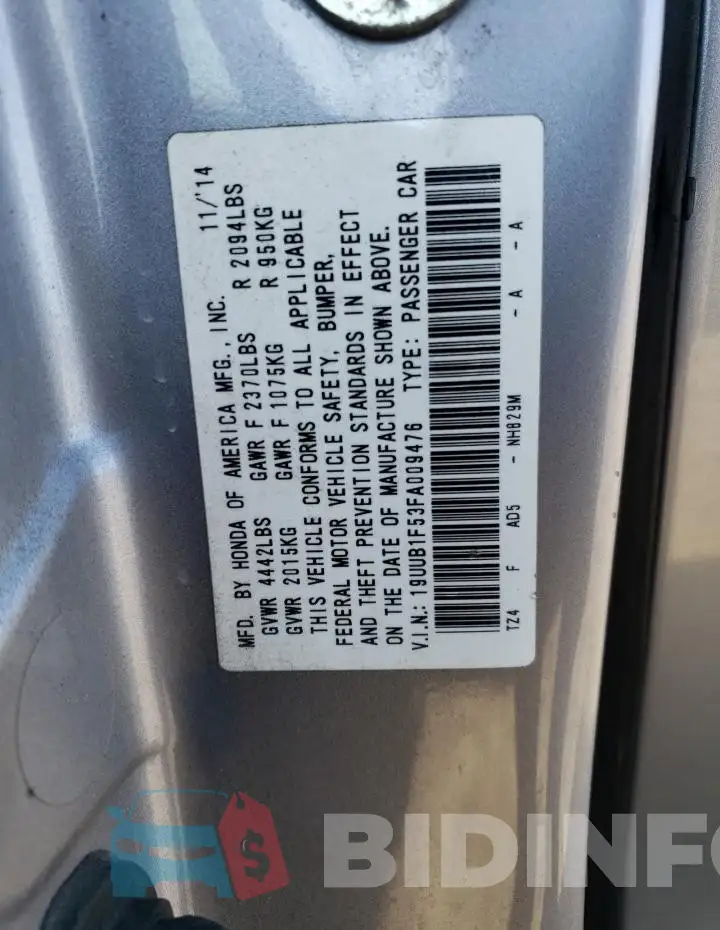 19UUB1F53FA009476 Photo# 12