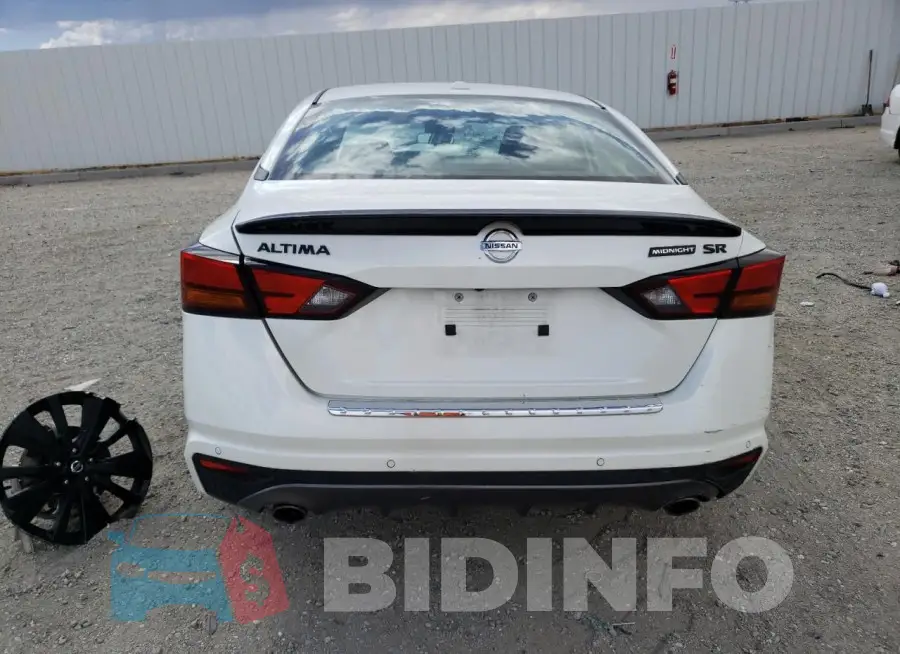 1N4BL4CV1NN401877 Photo# 6