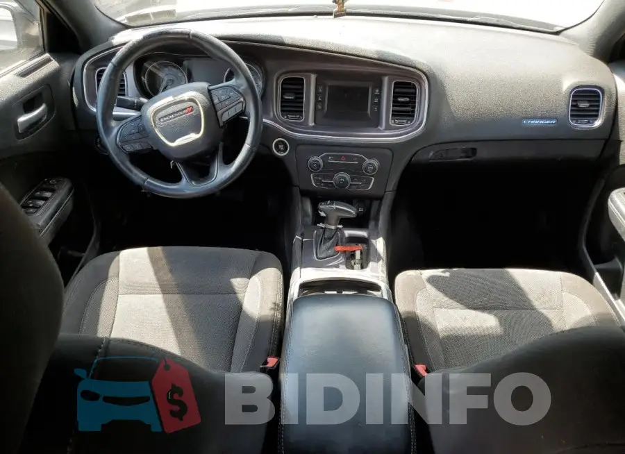 2C3CDXFG4FH801778 Photo# 8