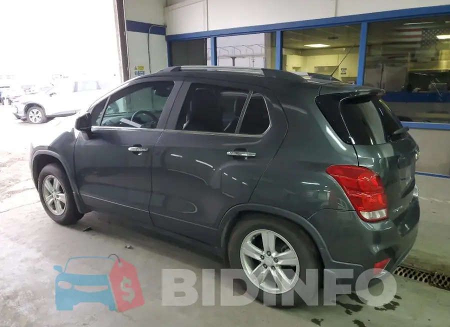 3GNCJPSB3JL386877 Photo# 2