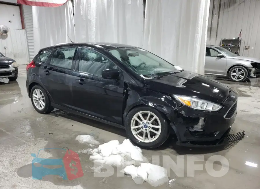 1FADP3K27JL294922 Photo# 4