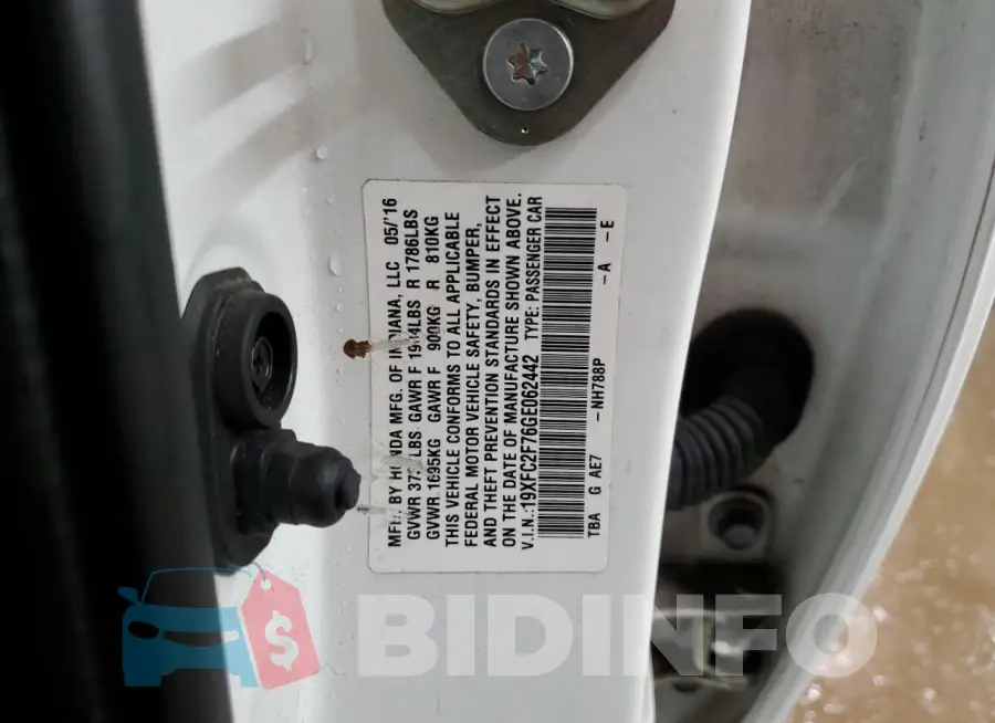 19XFC2F76GE062442 Photo# 13