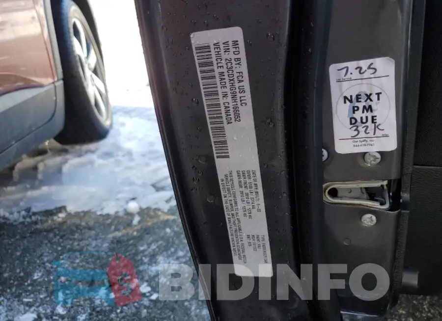 2C3CDXHG9NH166052 Photo# 12