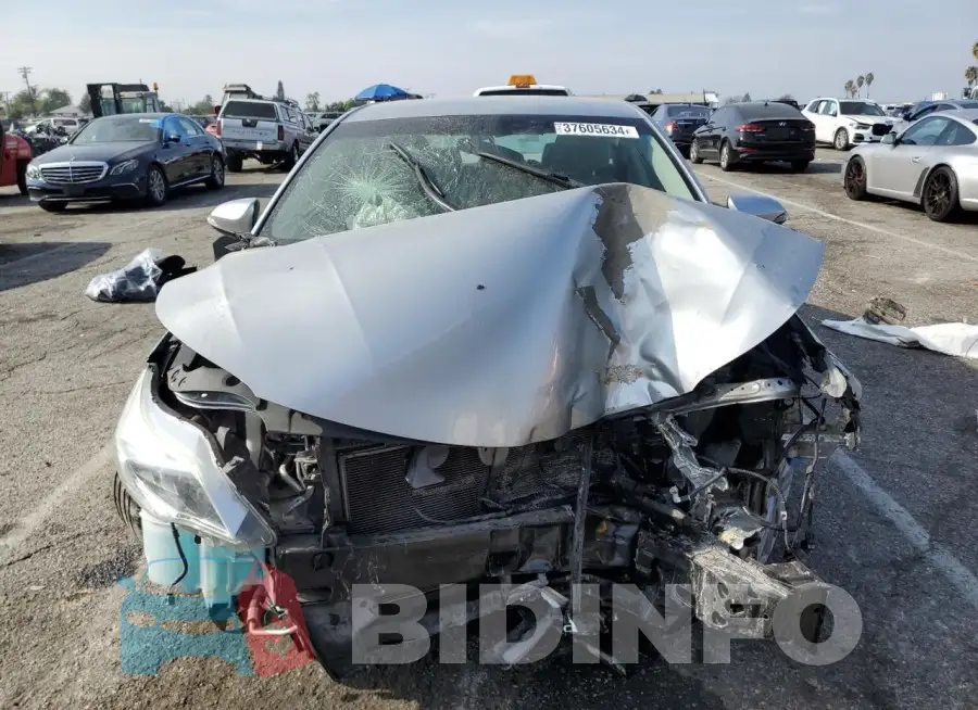 4T1BK1EB3FU147719 Photo# 5