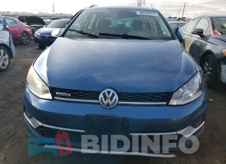 3VWH17AUXHM522425 Photo# 5