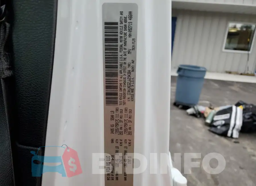 1C4HJXEG2JW294384 Photo# 13