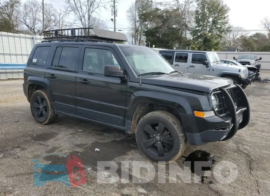 1C4NJRFB5FD207162 Photo# 4