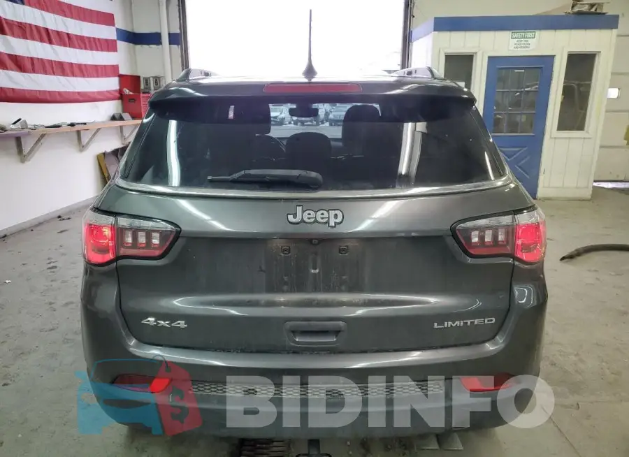 3C4NJDCB1JT206844 Photo# 6