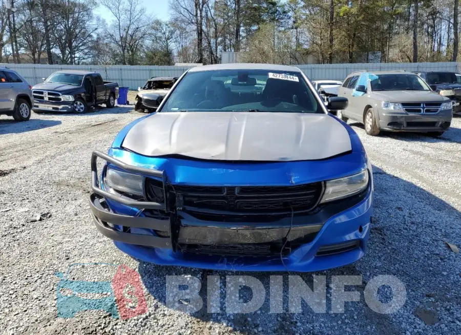 2C3CDXAT9FH928143 Photo# 5