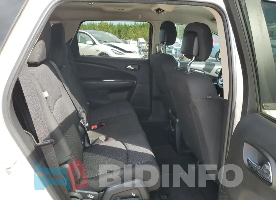 3C4PDCAB5GT167018 Photo# 11