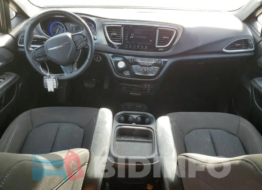 2C4RC1FGXLR183152 Photo# 8