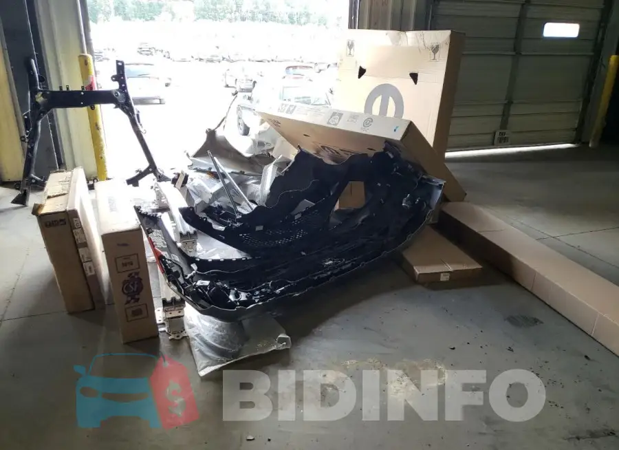 2C4RC1N78LR282473 Photo# 13