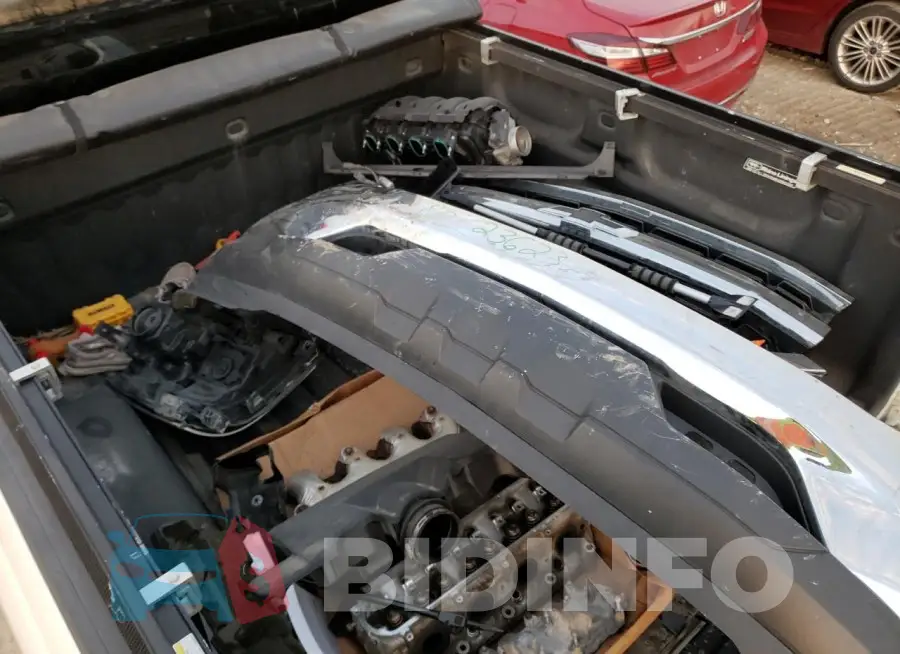 3GCUKREC6JG418482 Photo# 12