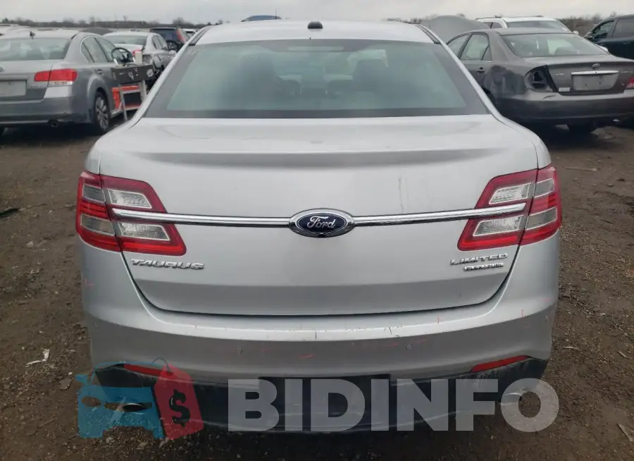 1FAHP2F89FG206561 Photo# 6