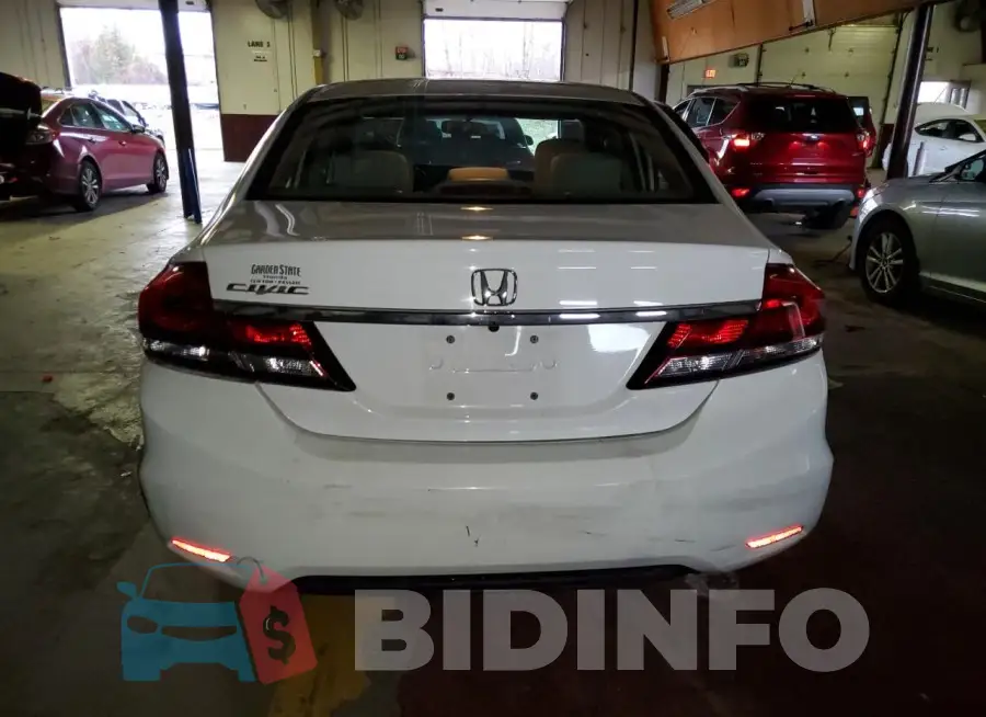 19XFB2F88FE220483 Photo# 6